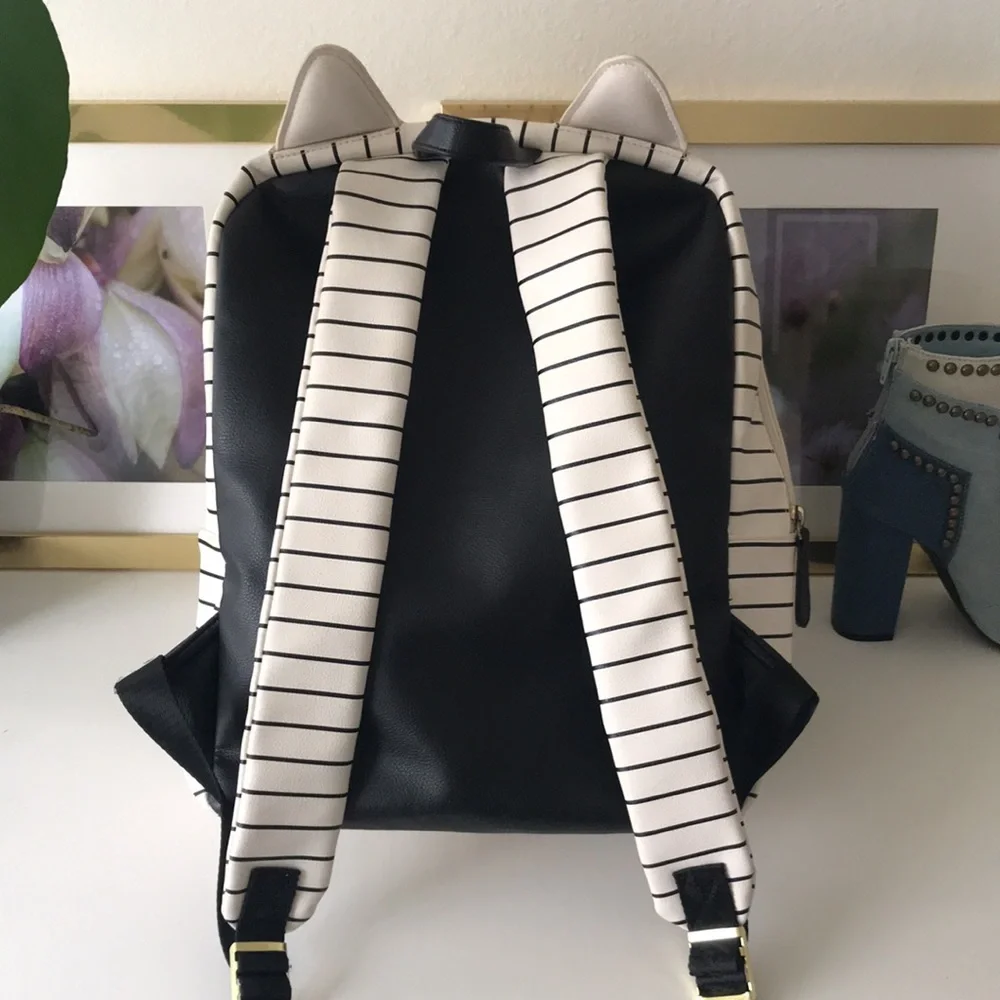 Luv Betsey Johnson Large Kitsch Unicorn Backpack Faux Fur Sparkle OS